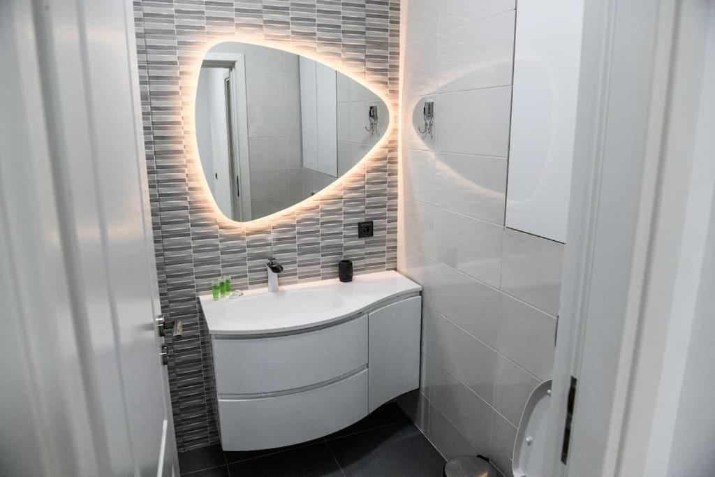 Cherr Apartment